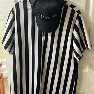 (Halloween Costume) Black and White Striped Men's Shirt
